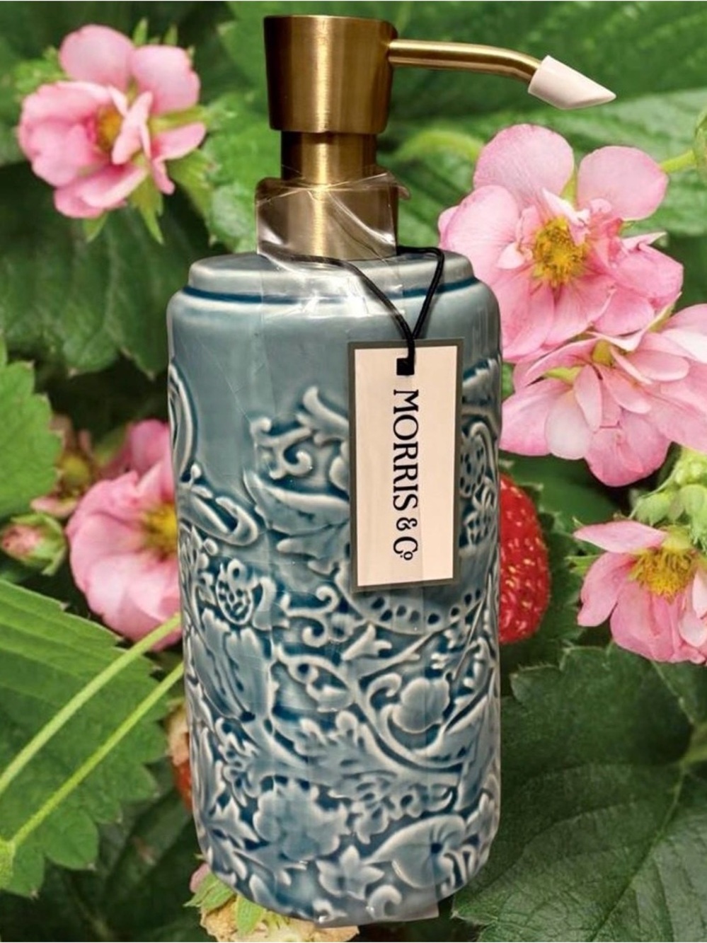 Anthropologie Blue Morris & Co Soap Dispenser Strawberry Thief SOLD OUT Rare